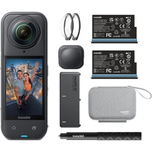 INSTA360 ONE X5 ESSENTIAL BUNDLE