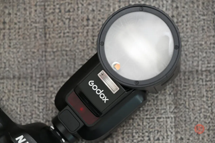 Godox V100C Flash