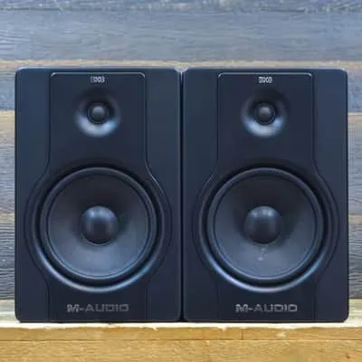 M-Audio BX8 D2 Bi-Amplified Studio Speakers